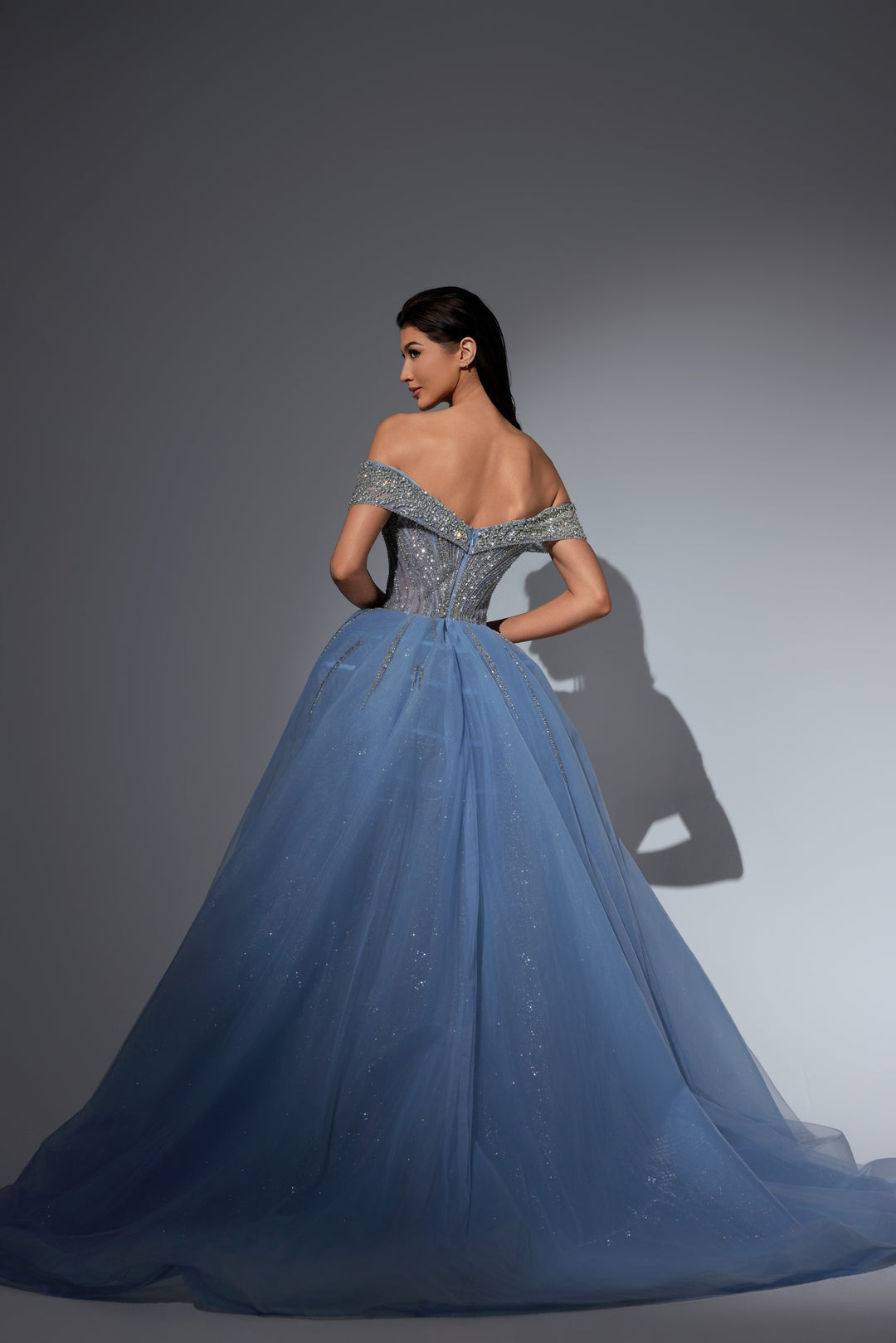 The Queen Donna Liza