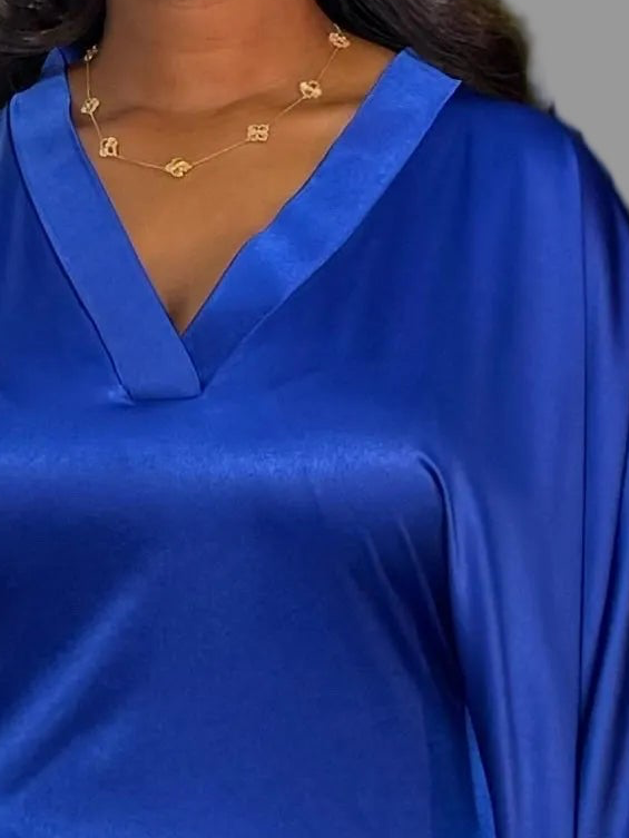 Luxury Pants Set . The Fashion Queen Collection. Blue top and Blue pants.