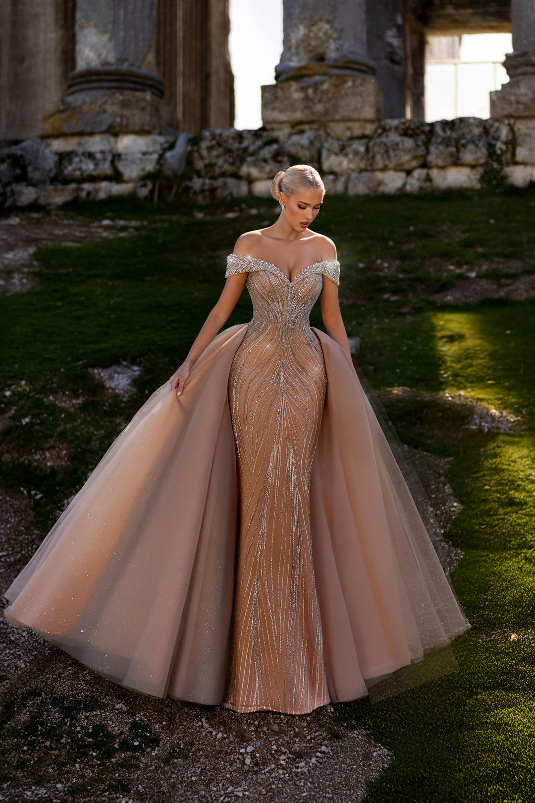 The Queen Donna Liza